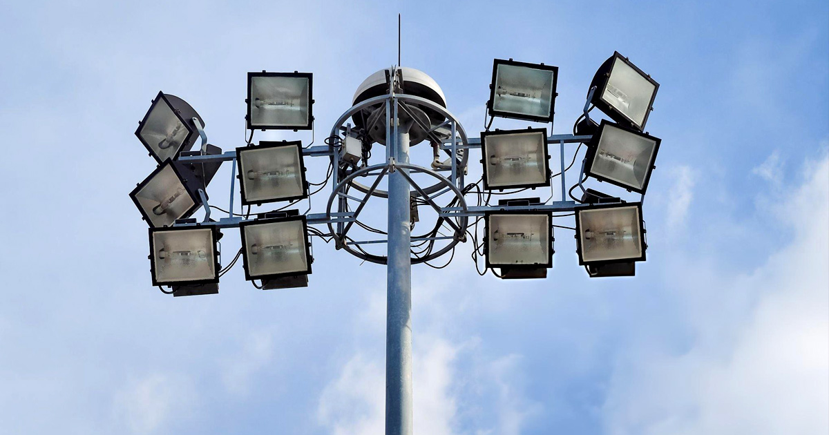 دوربین | طراحی انتخاب پروژکتور مناسب برای برج های نوری