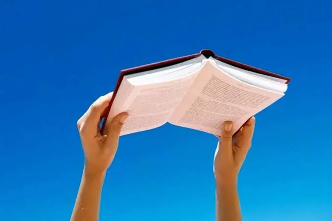 چگونه کتاب های بین المللی مورد نیاز خود را تهیه کنیم؟